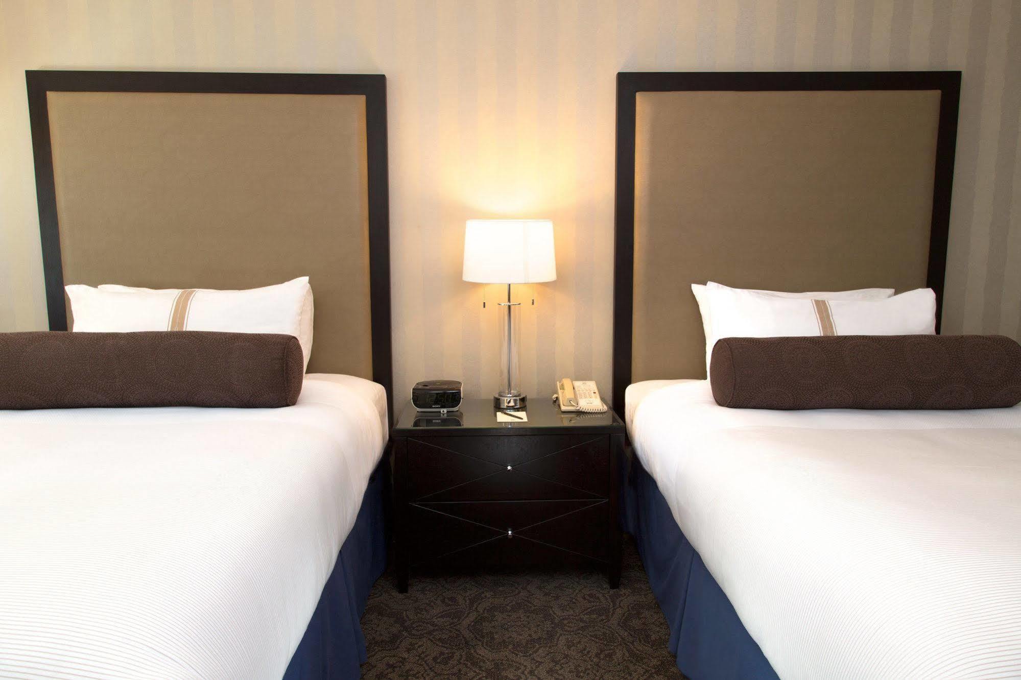 Sandman Signature Edmonton Downtown Hotel Zewnętrze zdjęcie